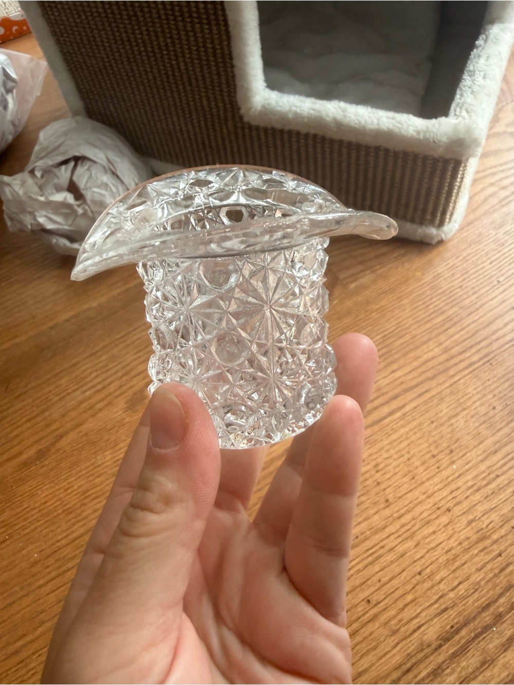 Vintage Fenton glass daisy & button hat toothpick holder